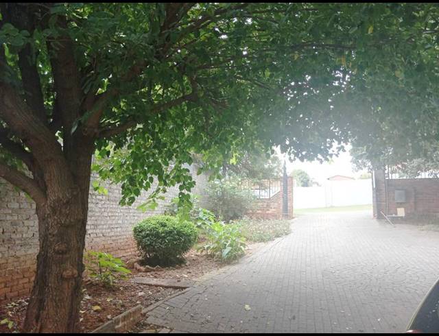 4 BEDROOM PROPERTY TO RENT IN MORNINGHILL